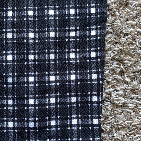 LuLaRoe Cassie Skirt- Small- NWT! - Picture 2 of 2